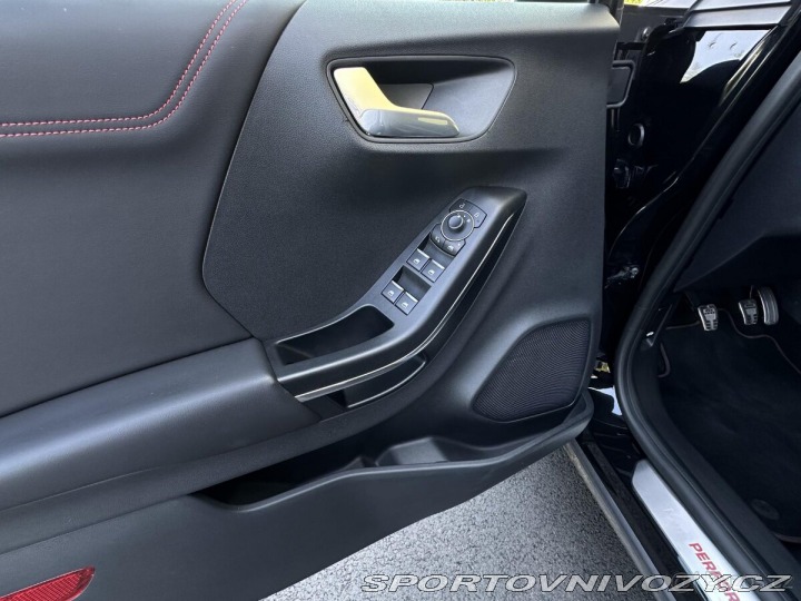 Ford Puma ST PERFORMANCE 2023