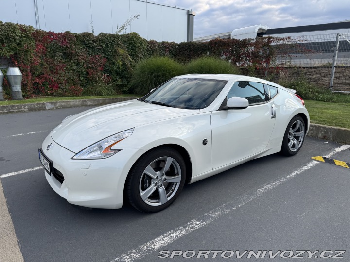 Nissan 370 Z 2010