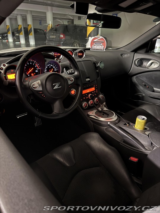 Nissan 370 Z  2010