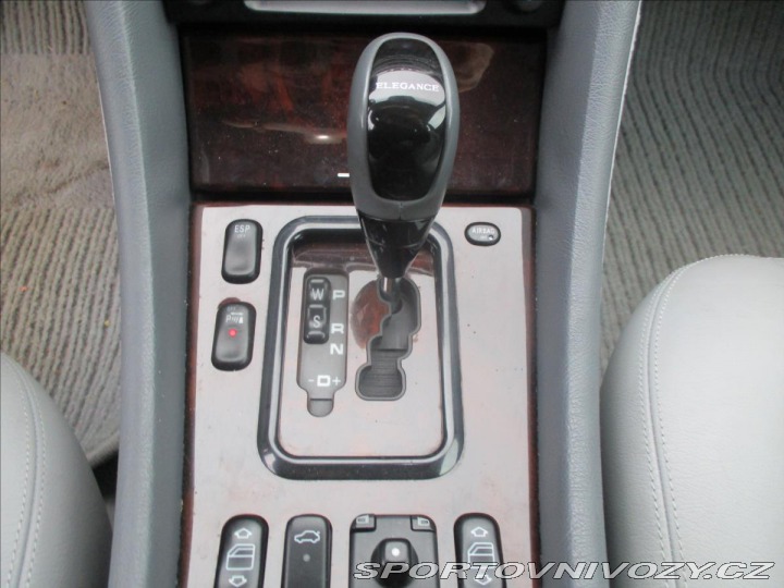 Mercedes-Benz CLK 2,0 i 150kw Kompressor Au 2000