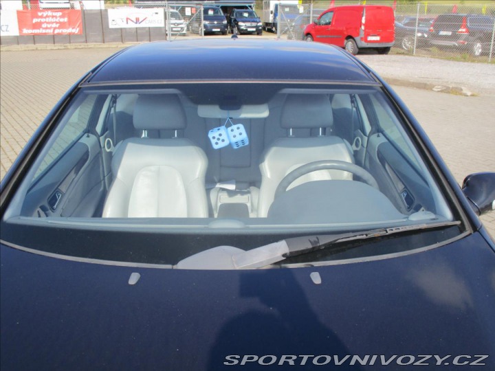 Mercedes-Benz CLK 2,0 i 150kw Kompressor Au 2000