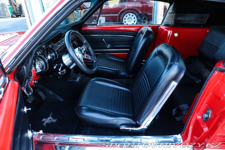 Ford Mustang Fastback 5.0 V8 1967