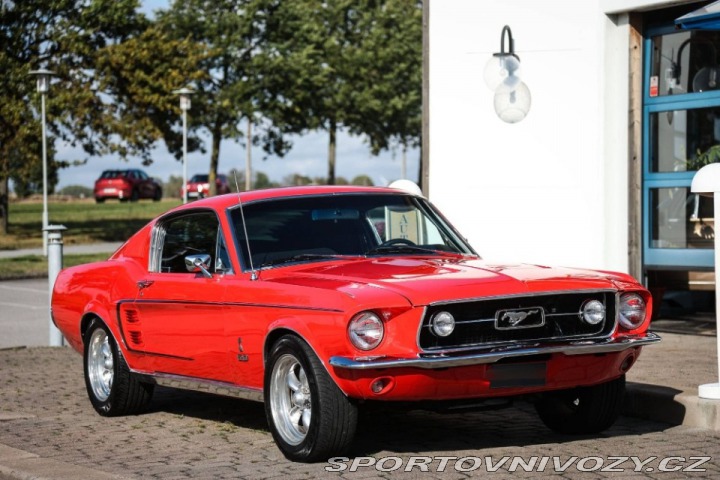 Ford Mustang Fastback 5.0 V8 1967