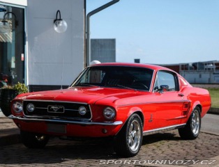 Ford Mustang Fastback 5.0 V8 1967
