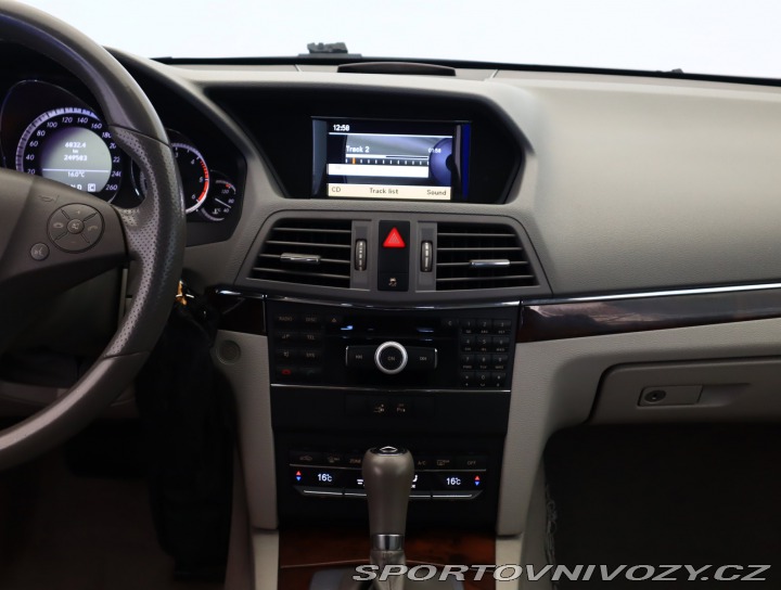 Mercedes-Benz E E 250 CDI 2009
