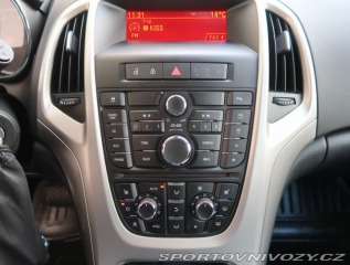 Opel Astra 2.0 CDTI 2013