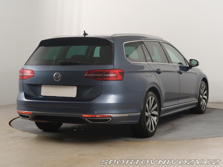 Volkswagen Ostatní modely Passat R-Line 2.0 BiTDI 2016
