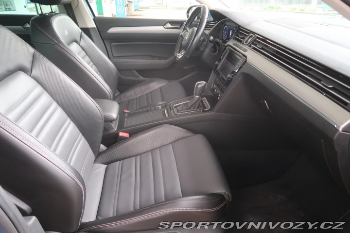Volkswagen Ostatní modely Passat R-Line 2.0 BiTDI 2016