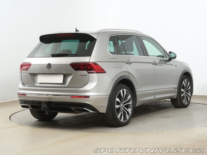 Volkswagen Ostatní modely Tiguan R-Line 2.0 TSI 2017
