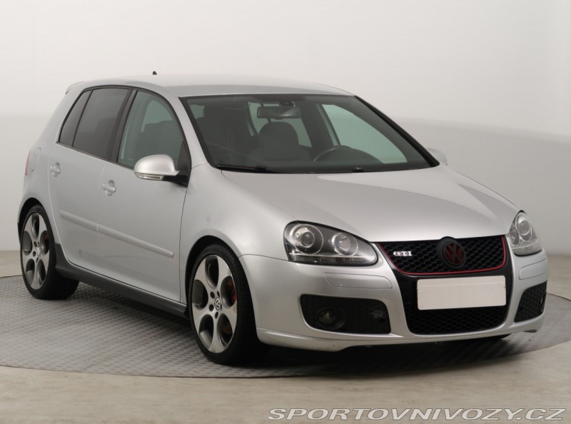 Volkswagen Golf 2.0 GTI