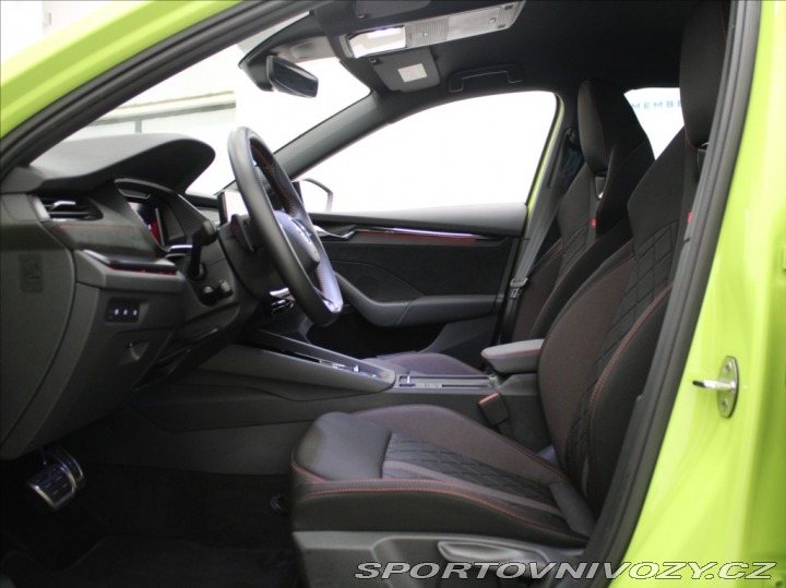 Škoda Octavia RS 1,4 RS PHEV 180kW 4 550 k 2024