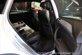BMW X6 M50d xDrive AdLED / HUD / 2013
