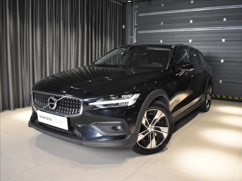 Volvo V60 2,0 CC D4 AWD Polestar,BL