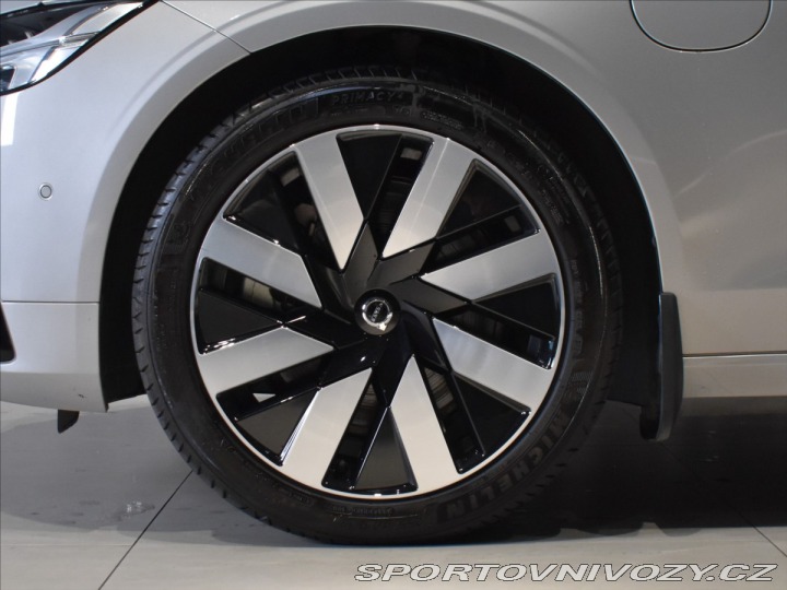 Volvo V90 2,0 T6 AWD PLUS Tažné,BLI 2024