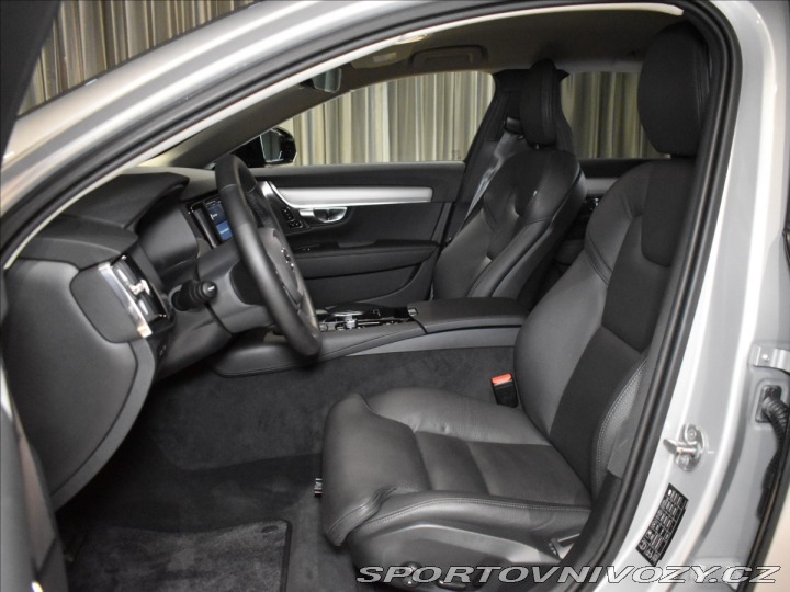 Volvo V90 2,0 T6 AWD PLUS Tažné,BLI 2024