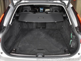 Volvo V90 2,0 T6 AWD PLUS Tažné,BLI 2024