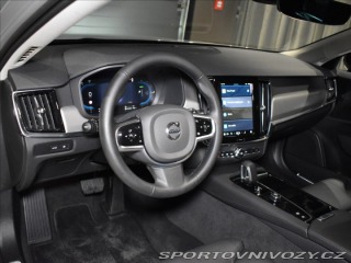 Volvo V90 2,0 T6 AWD PLUS Tažné,BLI 2024