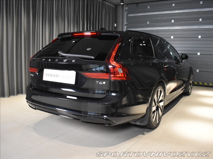 Volvo V90 2,0 T6 AWD PLUS tažné,BLI 2024