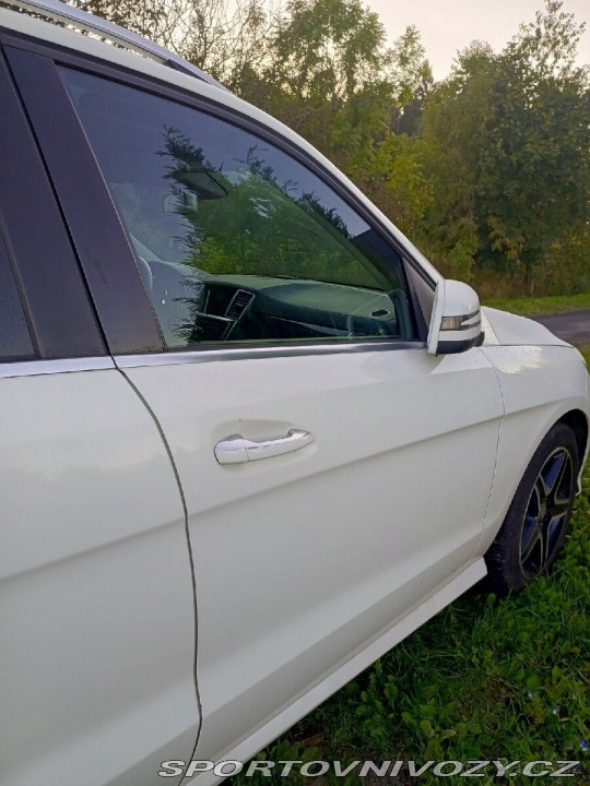Mercedes-Benz Ostatní modely Třídy M 350 Bluetec 4matic (W166) 2012
