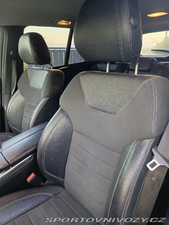 Mercedes-Benz Ostatní modely Třídy M 350 Bluetec 4matic (W166) 2012
