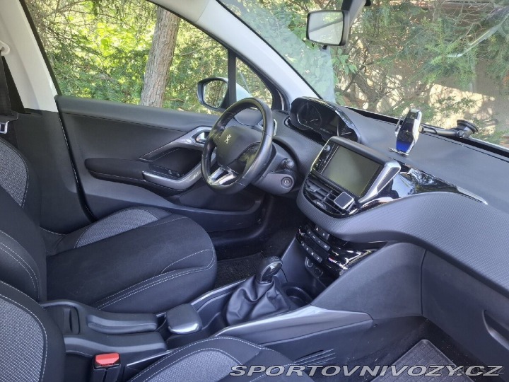 Peugeot Ostatní modely 2008 75tkm, 1.majitel, tažné,b 1800
