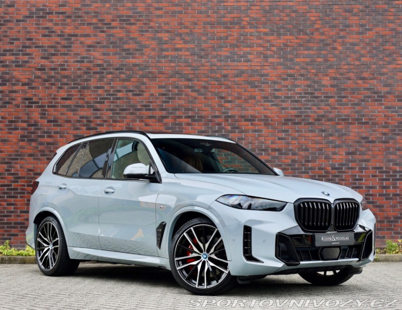 BMW X5 50e xDrive M SPORT | Sky
