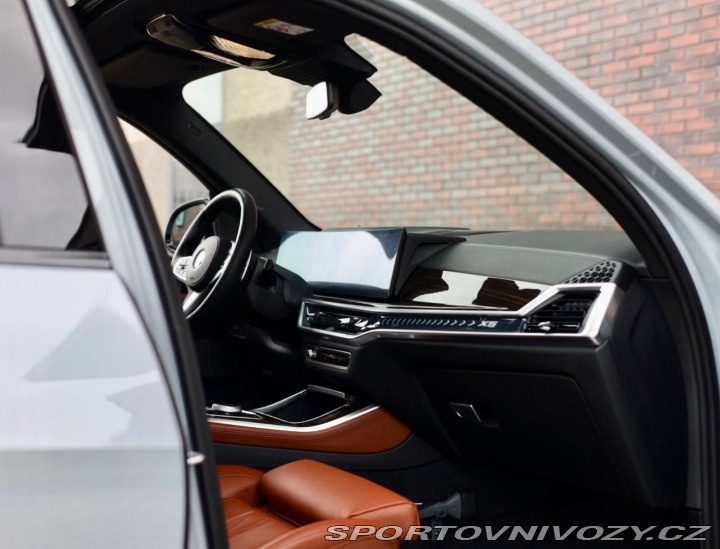 BMW X5 50e xDrive M SPORT | Sky 2023