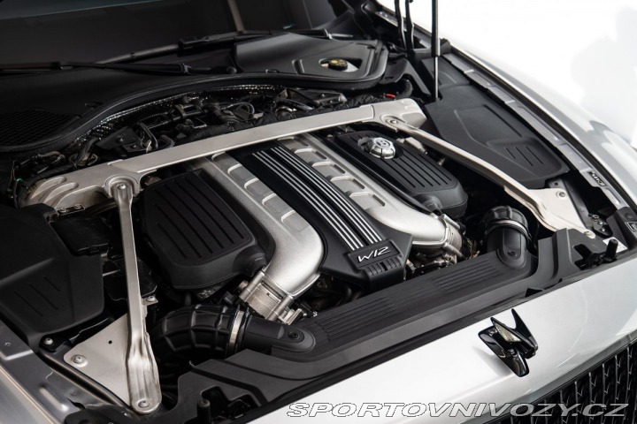 Bentley Flying Spur W12 360/LED/Pano/Ventilov 1800