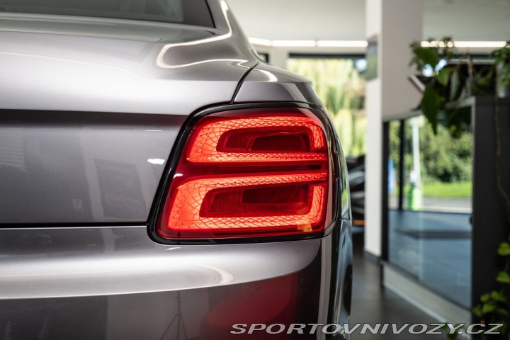 Bentley Flying Spur W12 360/LED/Pano/Ventilov 1800