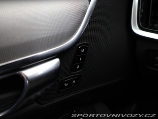 Volvo V90 D5 AWD 2016
