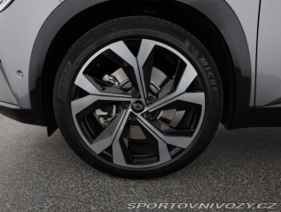 Renault Alpine esprit Alpine E-Tech FHEV 2025