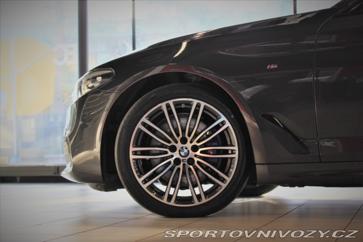 BMW 5 530d xDrive M Sport NezTo 2020