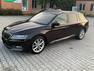Škoda Superb 2,0   III