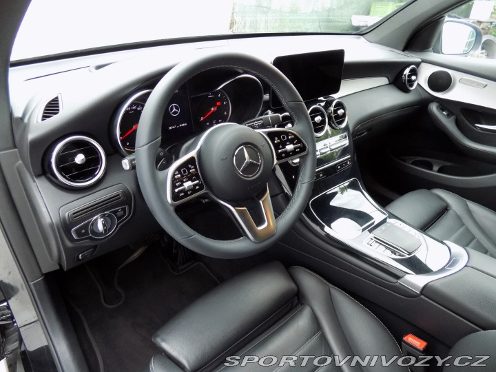 Mercedes-Benz Ostatní modely GLC 400d/Coupé/4-Matic/Full-L 2021