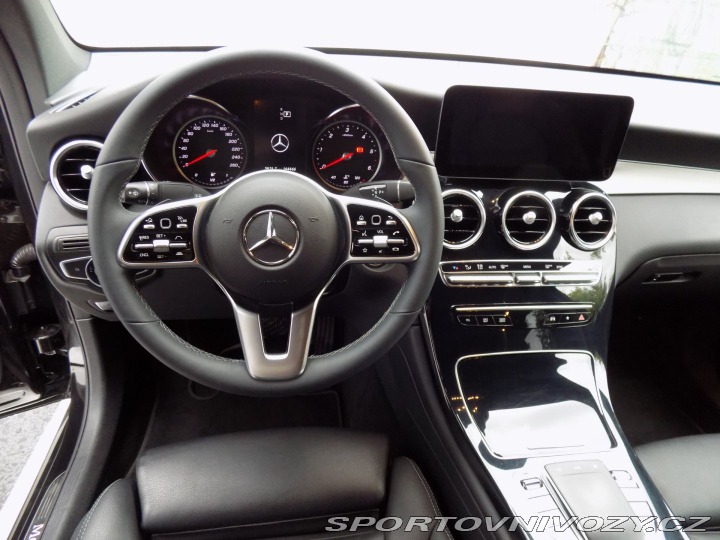 Mercedes-Benz Ostatní modely GLC 400d/Coupé/4-Matic/Full-L 2021
