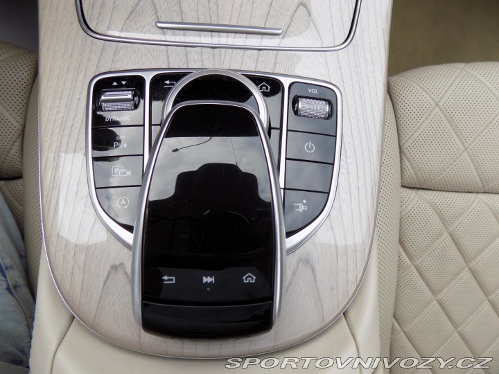 Mercedes-Benz E 400d/AMG-Line/4-M/PANO/ 2019