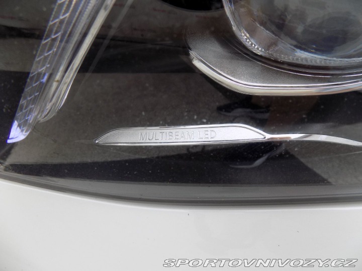 Mercedes-Benz E 400d/AMG-Line/4-M/PANO/ 2019