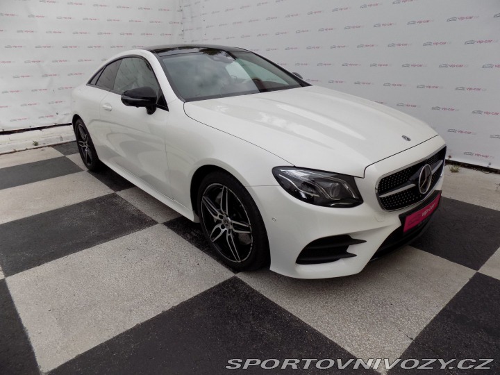 Mercedes-Benz E 400d/AMG-Line/4-M/PANO/ 2019