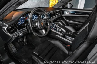 Porsche Panamera Turbo APPROVED/CHRONO/NIG 2017