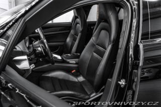 Porsche Panamera Turbo APPROVED/CHRONO/NIG 2017