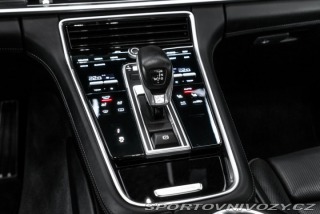 Porsche Panamera Turbo APPROVED/CHRONO/NIG 2017