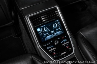 Porsche Panamera Turbo APPROVED/CHRONO/NIG 2017
