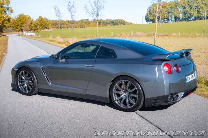 Nissan GT-R R35, KW V3, kovaná převo. 2011