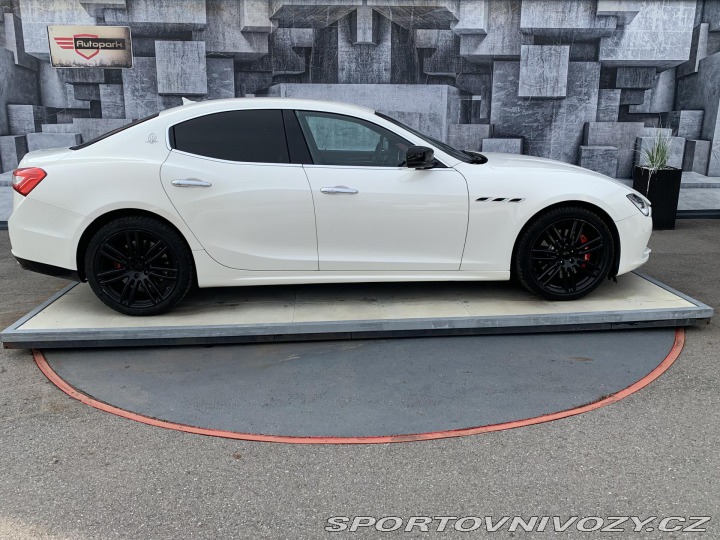 Maserati Ghibli S Q4, 3.0, 302 KW 2014