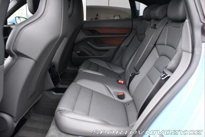 Porsche Taycan 4SCROSS BOSE PANO 1M 2021