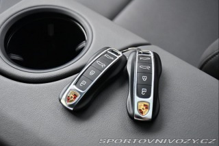 Porsche Taycan 4SCROSS BOSE PANO 1M 2021
