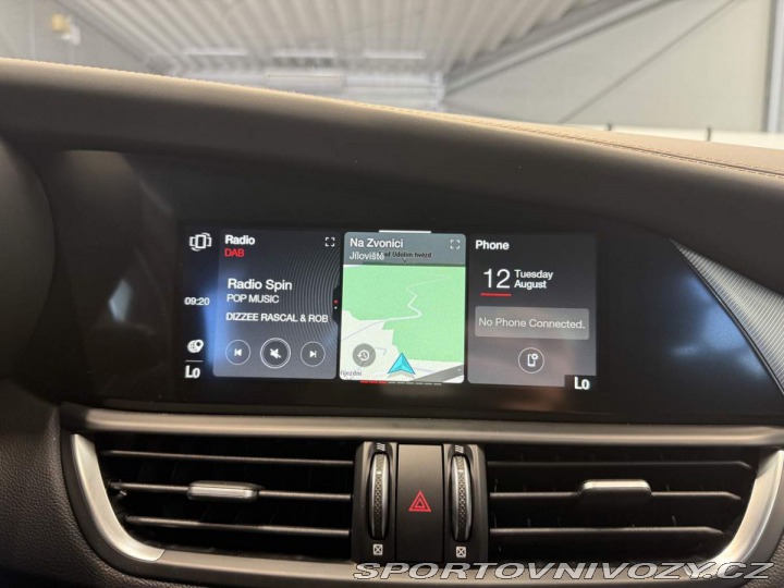 Alfa Romeo Giulia 2.0 Turbo 280k AT8 AWD I 2025