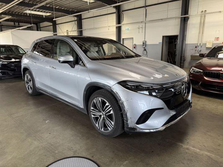 Mercedes-Benz Ostatní modely EQS 580 4x4 SUV PŘIPRAVUJEME