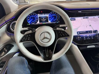 Mercedes-Benz Ostatní modely EQS 580 4x4 SUV PŘIPRAVUJEME 2023