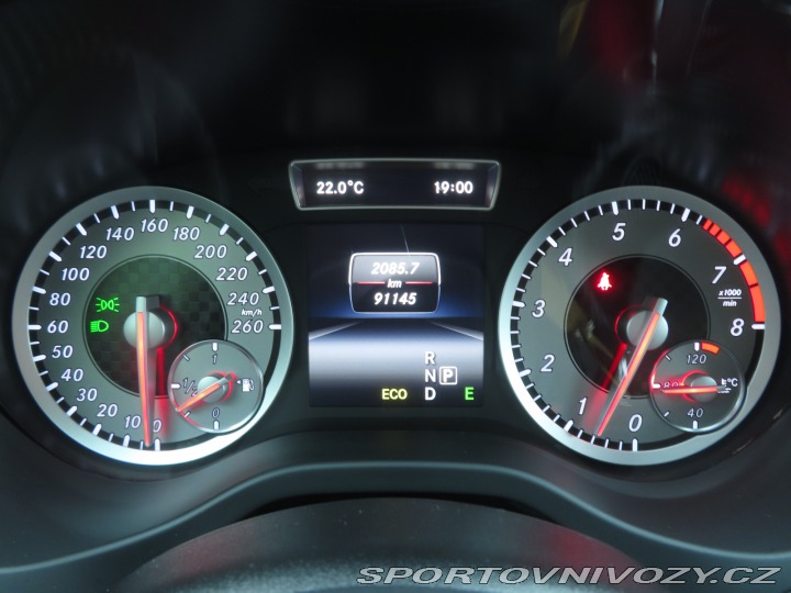Mercedes-Benz A AMG Line A 180 2015